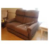 LA-Z-BOY RECLINING LOVE SEAT