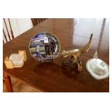 COASTERS & HOME Dï¿½COR ITEMS