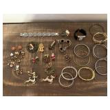 ASSORTED COSTUME JEWELRY