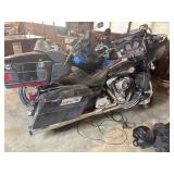 2005 HARLEY ULTRA CLASSIC, BLACK FULL DRESSER 2005 HARLEY ULTRA CLASSIC, BLACK FULL DRESSER