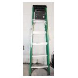 6 FT. FIBERGLASS LADDER 6 FT. FIBERGLASS LADDER