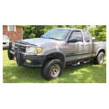 2001 TOYOTA TUNDRA SR5, 4X4 2001 TOYOTA TUNDRA SR5, 4X4