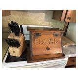 BREAD BOX, CUTTING BOARDS miracle, blades, rock BREAD BOX, CUTTING BOARDS miracle, blades, rock