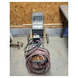 CRAFTSMAN 20 GALLON AIR COMPRESSOR W/HOSE CRAFTSMAN 20 GALLON AIR COMPRESSOR W/HOSE