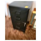 2 DRAWER METAL FILE CABINET W/KEY - 14" X 18" X 2 DRAWER METAL FILE CABINET W/KEY - 14" X 18" X