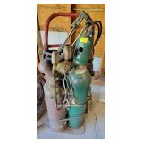 CUTTING TORCH WITH BOTTLES AND CART CUTTING TORCH WITH BOTTLES AND CART