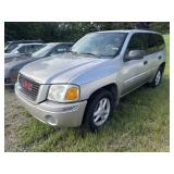 2004 GMC ENVOY 4X4 206,805 RUNS AUTO POLICE PAPER 2004 GMC ENVOY 4X4 206,805 RUNS AUTO POLICE PAPER