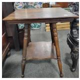 OAK VICTORIAN LAMP TABLE 23 IN SQUARE X 29 IN H OAK VICTORIAN LAMP TABLE 23 IN SQUARE X 29 IN H
