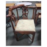 MAHOGANY CORNER CHAIR WITH UPHOLSTERED SEAT MAHOGANY CORNER CHAIR WITH UPHOLSTERED SEAT