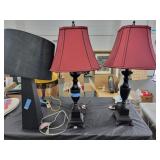 5 ASSORTED TABLE LAMPS (ONE PAIR, 3 SINGLES) 5 ASSORTED TABLE LAMPS (ONE PAIR, 3 SINGLES)