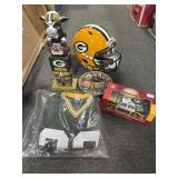 COLLECTION OF GREEN BAY PACKER MEMORABILIA COLLECTION OF GREEN BAY PACKER MEMORABILIA