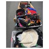 5 TOTES OF ASSORTED HALLOWEEN DECORATIONS 5 TOTES OF ASSORTED HALLOWEEN DECORATIONS