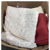 BOX OF KITCHEN LINENS BOX OF KITCHEN LINENS