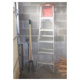 POSTHOLE DIGGER, 6 FT ALUM STEP LADDER