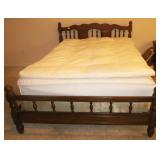 QUEEN SIZE BED