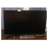 SAMSUNG 32" FLAT PANEL TV WITH REMOTE