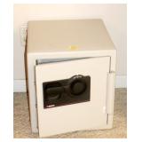 SENTRY PORTABLE COMBO SAFE