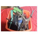 TOTE OF VARIOUS HAND TOOLS