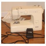KENMORE 43 STITCH FUNCTIONS SEWING MACHINE