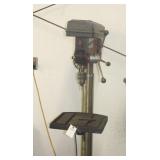 FLOOR MODEL DRILL PRESS