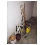 STICK TOOLS, SPRAYERS, GARDEN HOSE ETC
