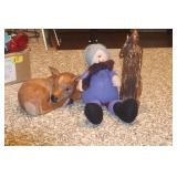 2 FIGURINES AND PLUSH FIGURE