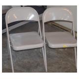 2 METAL FOLDING CHAIRS