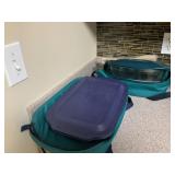 2 PYREX PORTABLE DISHES W/ BAGS