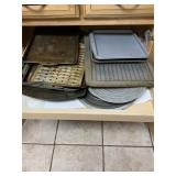 ASSORTED COOKING/BAKING SHEETS