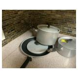 WEAR/EVER ALUMINUM POTS 3 CT