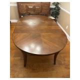 AMERICAN SIGNATURE DINING TABLE