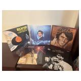 VINYL RECORDS - 5 ELVIS PRESLEY
