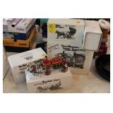 7 PC DEPT 56 FIGURINES