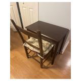 CHILDS DESK AND CHAIR