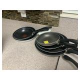 7 SKILLETS