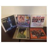 VINYL RECORDS - 3 ARETHA FRANKLIN, 2 BEACH BOYS