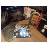 VINYL RECORDS - LEE GREENWOOD, DOBY GRAY