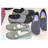 3 PAIR SIZE 7 LADIES SHOES - USED