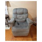 GREEN ELECTRIC RECLINER/LIFT CHAIR