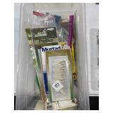ASSORTMENT OF FLIES & HOOKS