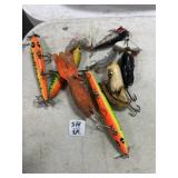 8 PC FISHING LURES JITTERBUG & TOPWATER LURES