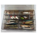 20 PC ASSORTED FISHING LURES IN STOWAWAY BOX
