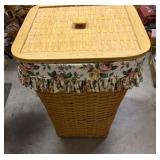 LONGABERGER CLOTHES HAMPER (1999)