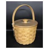 LONGABERGER SM ROUND HANDLED BASKET (2004)