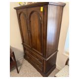 BACHELORS CHEST 40x18x60