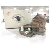 CADES COVE SERIES "CABLE MILL" - #724/13,500  -