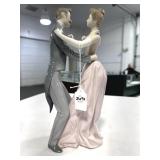 LLADRO ANNIVERSARY WALTZ 12" TALL