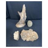 ASSORTED STONES & DRIFTWOOD