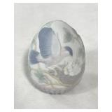 1993 LLADRO PORCELAIN EGG - "BLUEBIRD"