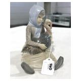 LLADRO "SPANISH GIRL WITH TURKEY" PORCELAIN
